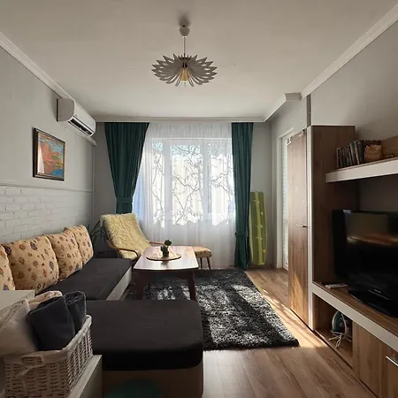 شقة The Master And Margarita Apartment, майстора и маргарита 2