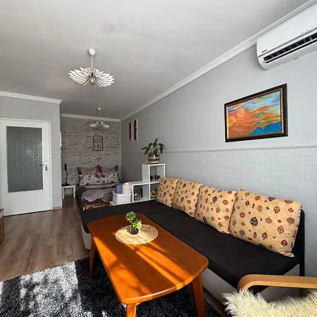 The Master And Margarita Apartment, майстора и маргарита 2 شقة