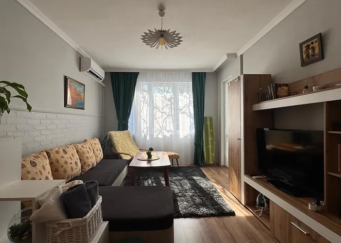 شقة The Master And Margarita Apartment, майстора и маргарита 2